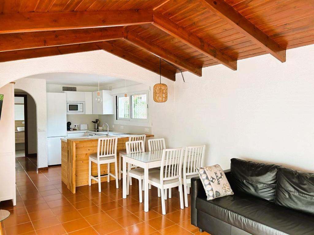 Private Apartments Cala Canyelles Lloret de Mar Dış mekan fotoğraf